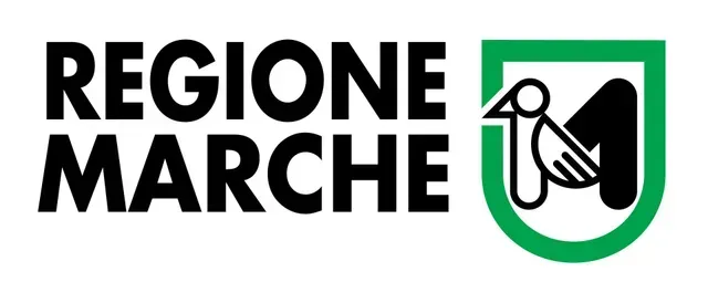 Un logo per la regione Marche con uno scudo verde e un megafono.