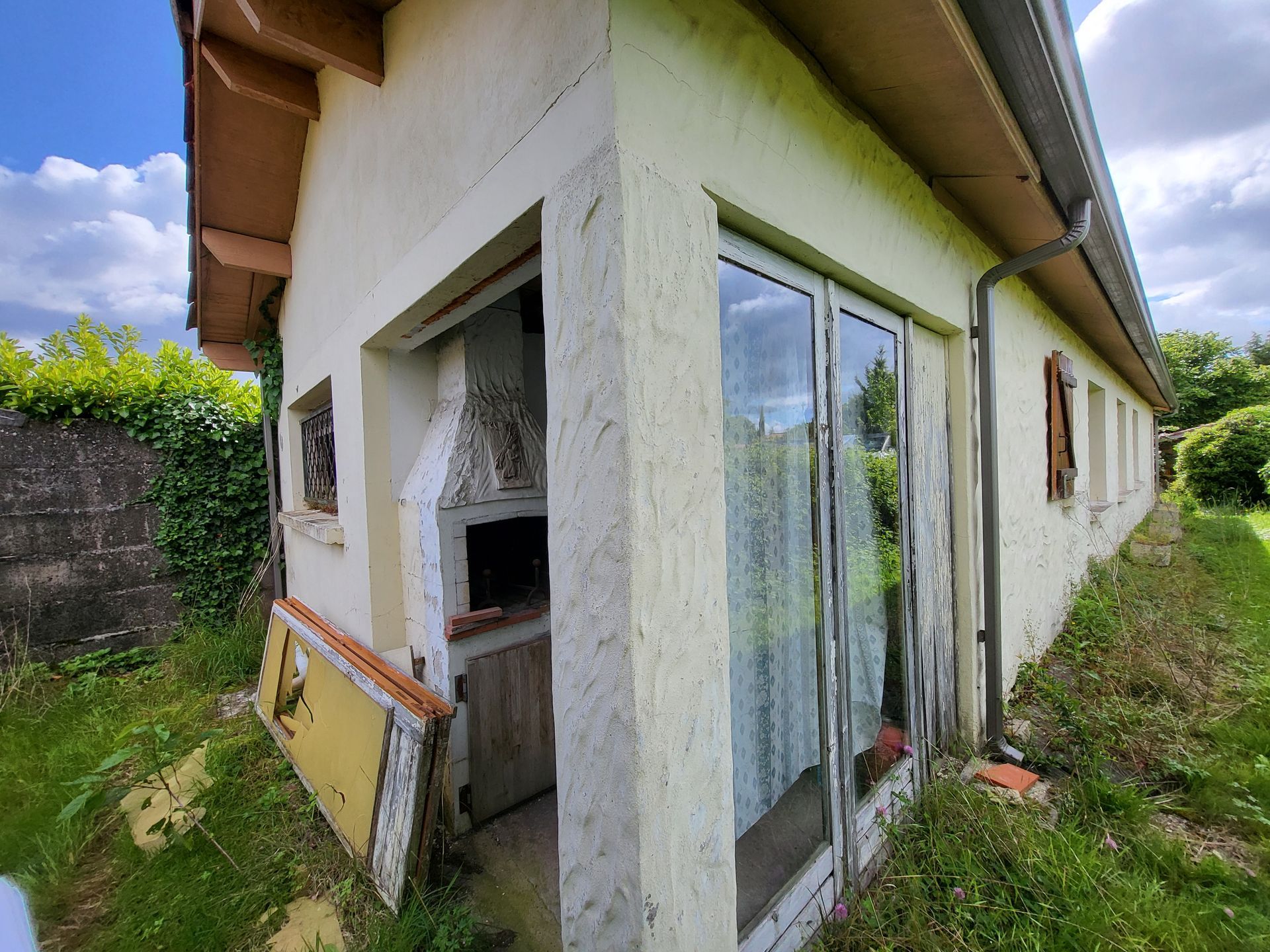 Une maison à Gradignan, avant isolation thermique par l'extérieur.