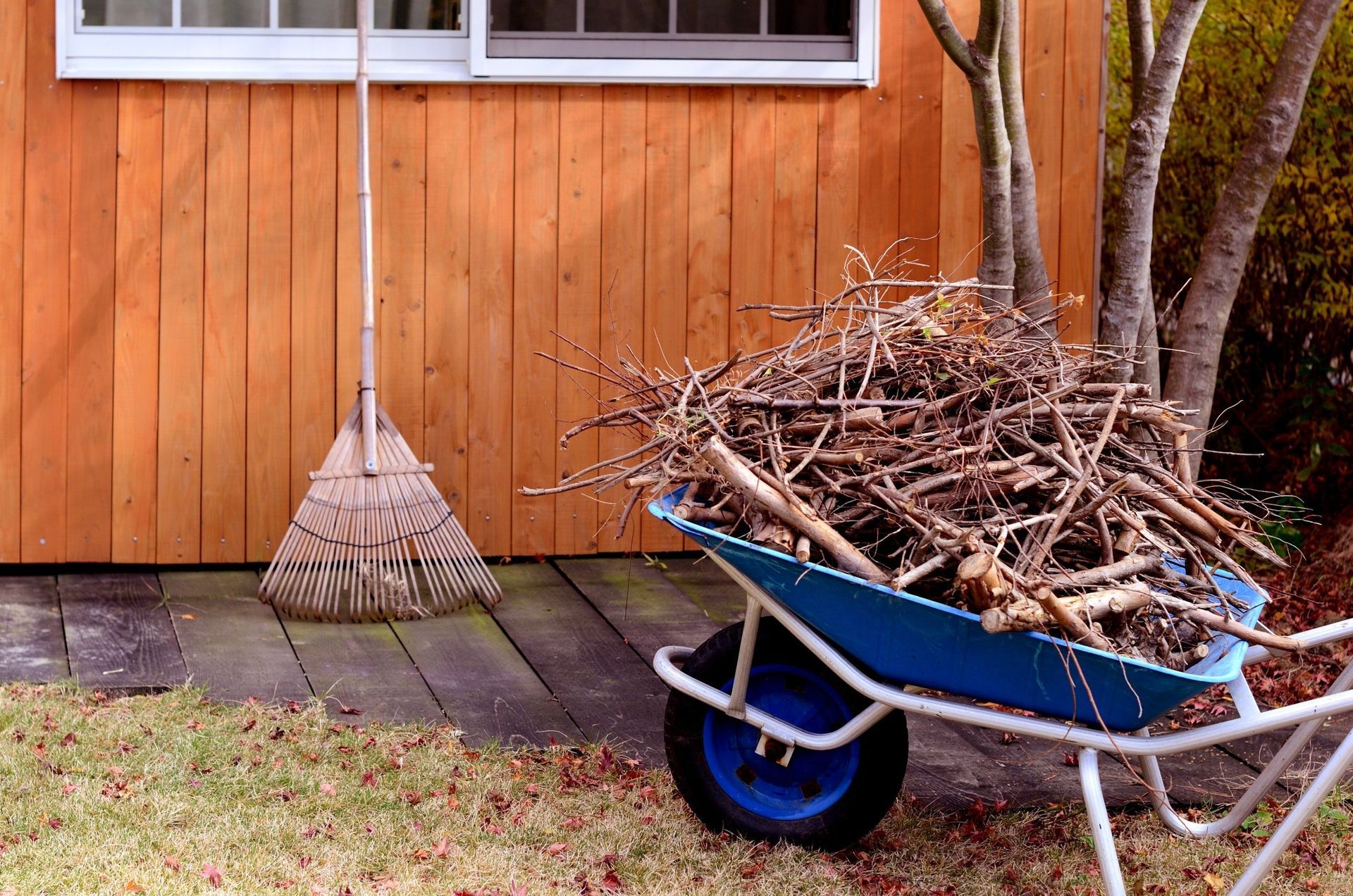 Gartenarbeiten - Peluka Reinigungen