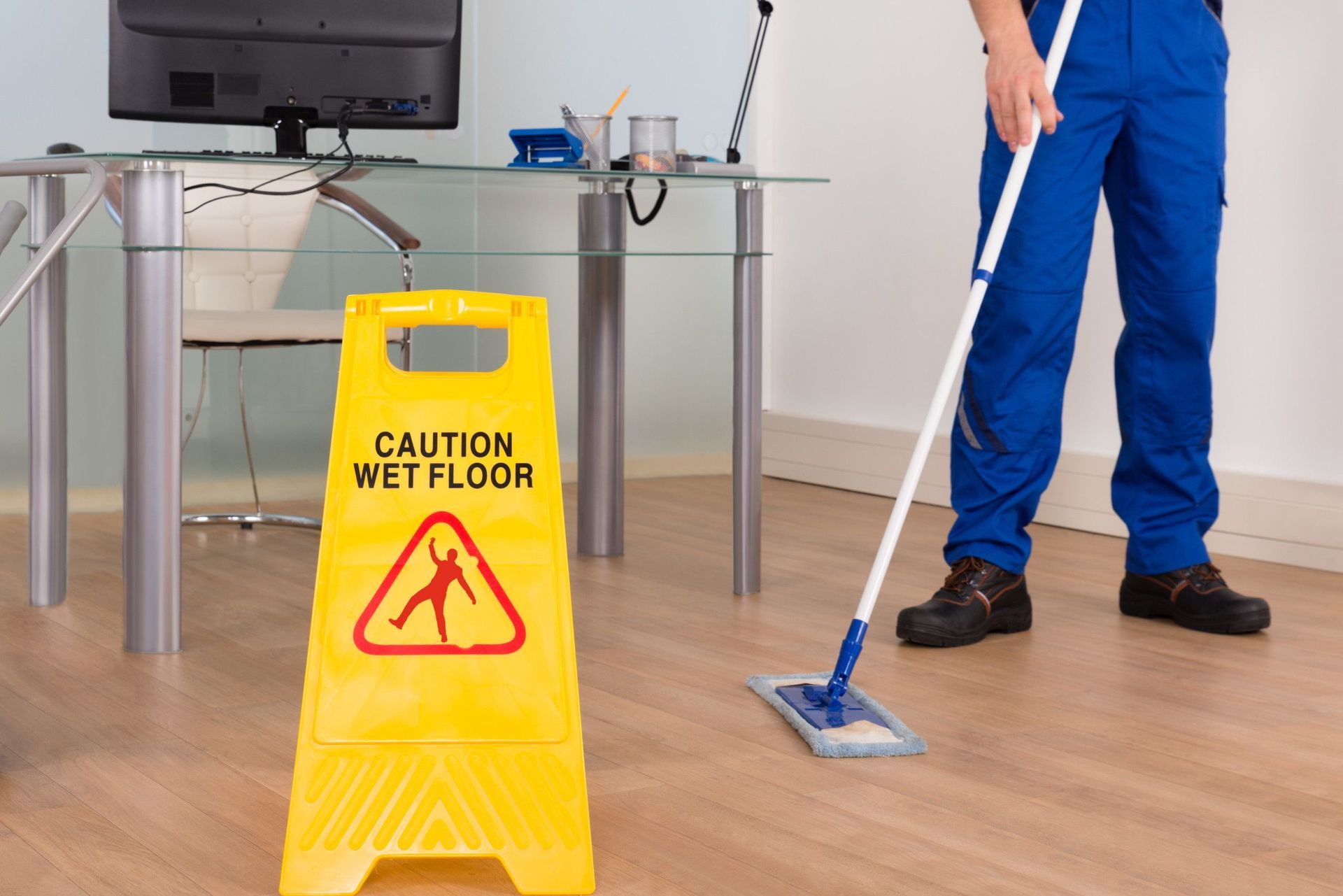 Büroreinigung - Peluka Reinigungen