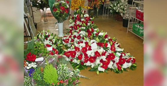 organisation complète des funérailles - Pompes funèbres