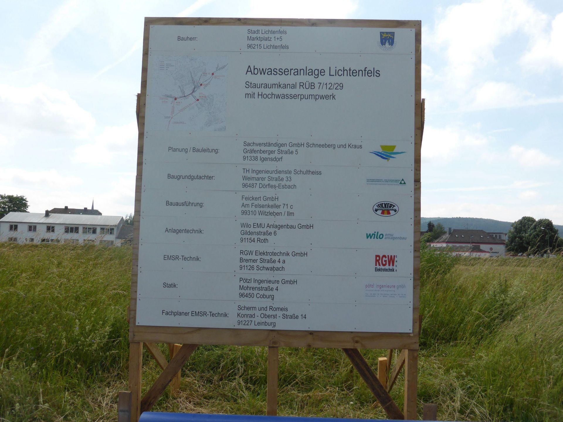 Erstmals in Lichtenfels eine innovative Umsetzung mit Großrohrprofilen DN 3000 mit integrierten Hochwasserpumpwerk (2,5 m3/s)