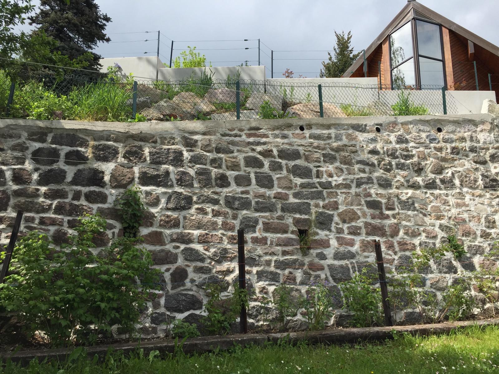 Maçonnerie de mur en moellon