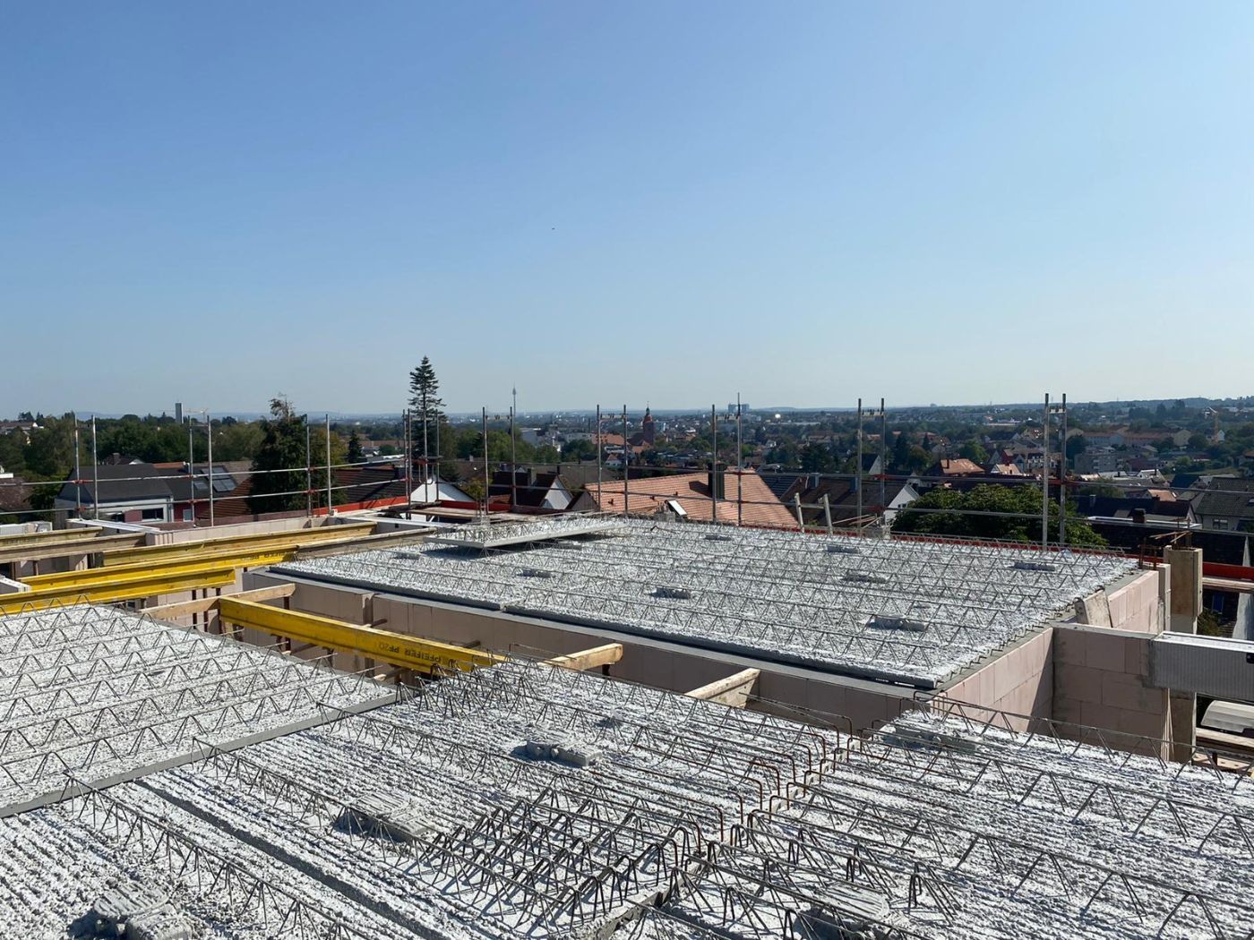 erste Decke wird vorbereitet