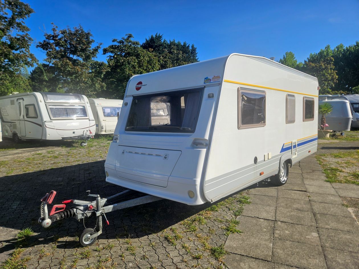 Burstner 480 TL Avantgarde Ventana avec 2 auvents et Mover - vue extérieure avant
