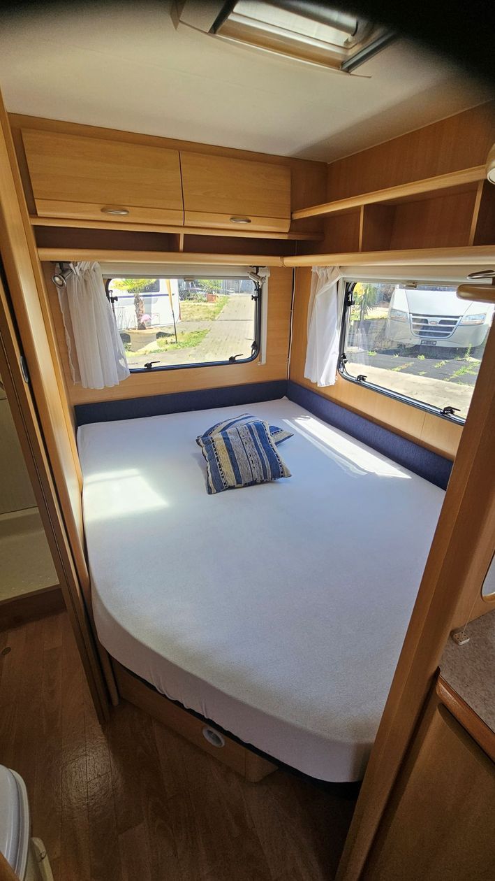 Evasion Caravanes - Dethleffs Camper 