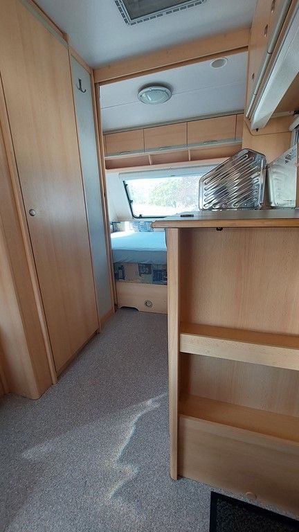 Knaus Eifelland Holiday - armoire