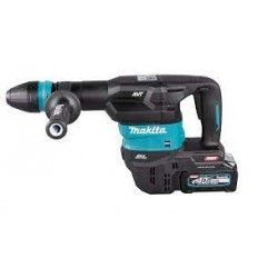 Un trapano a percussione brushless Makita con batteria e caricabatteria.