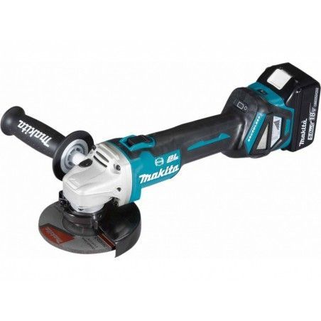 Una smerigliatrice angolare Makita da 18 V senza spazzole è mostrata su uno sfondo bianco.