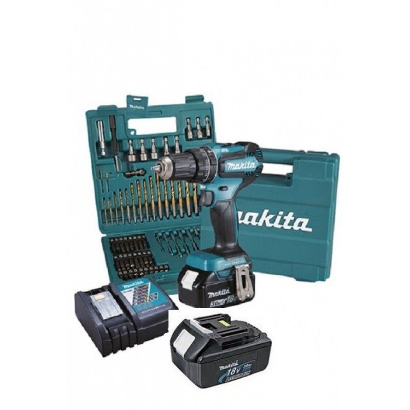 Un trapano a batteria Makita con batteria e caricabatteria