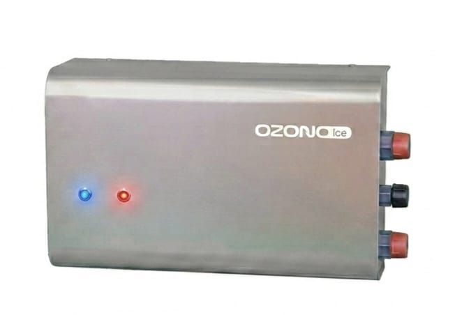Unidad Silver Ozone 100 con luces indicadoras azules y rojas y conectores laterales.
