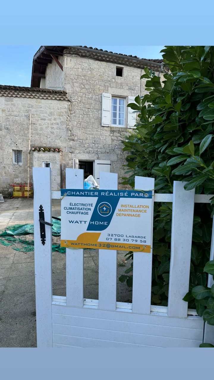 Panneau Watt Home sur un chantier