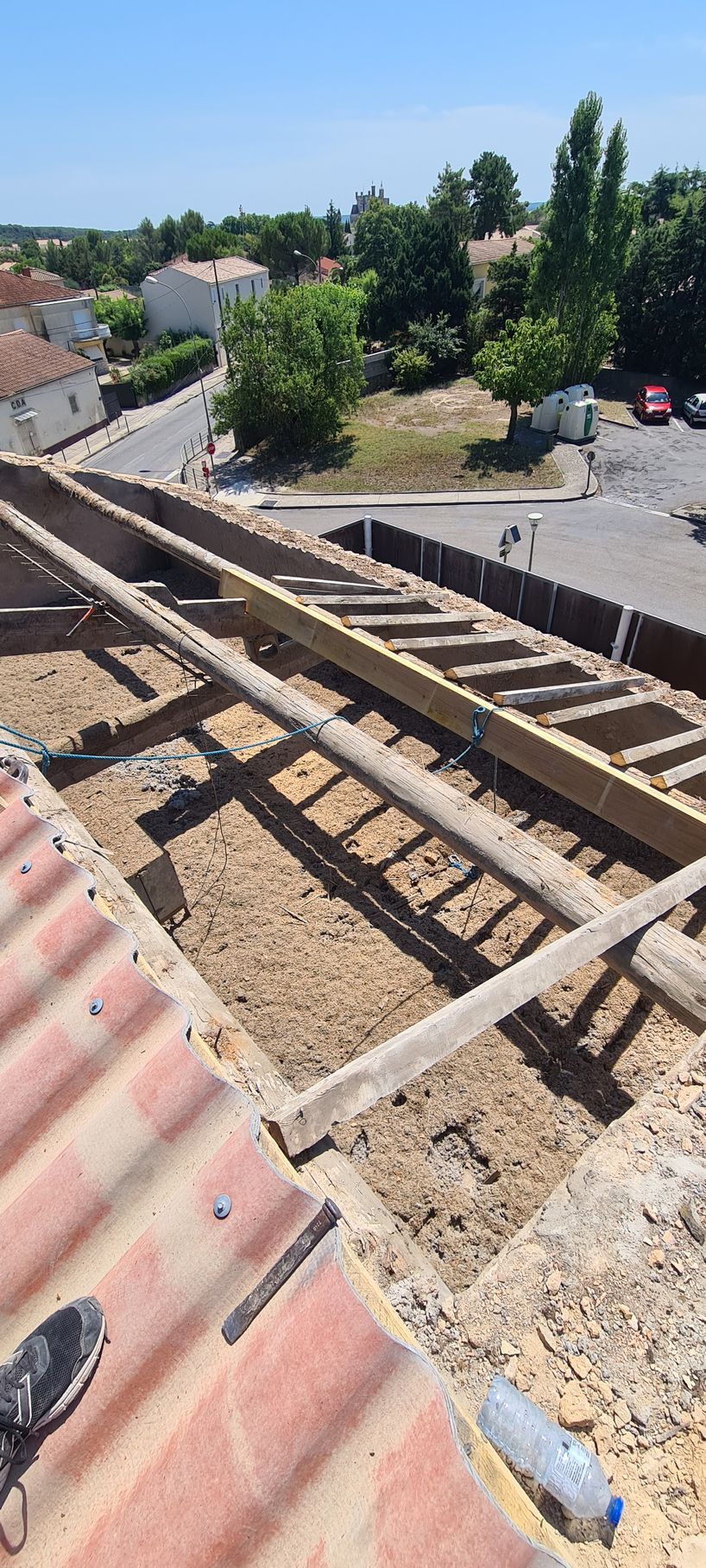 Chantier de travaux de toiture