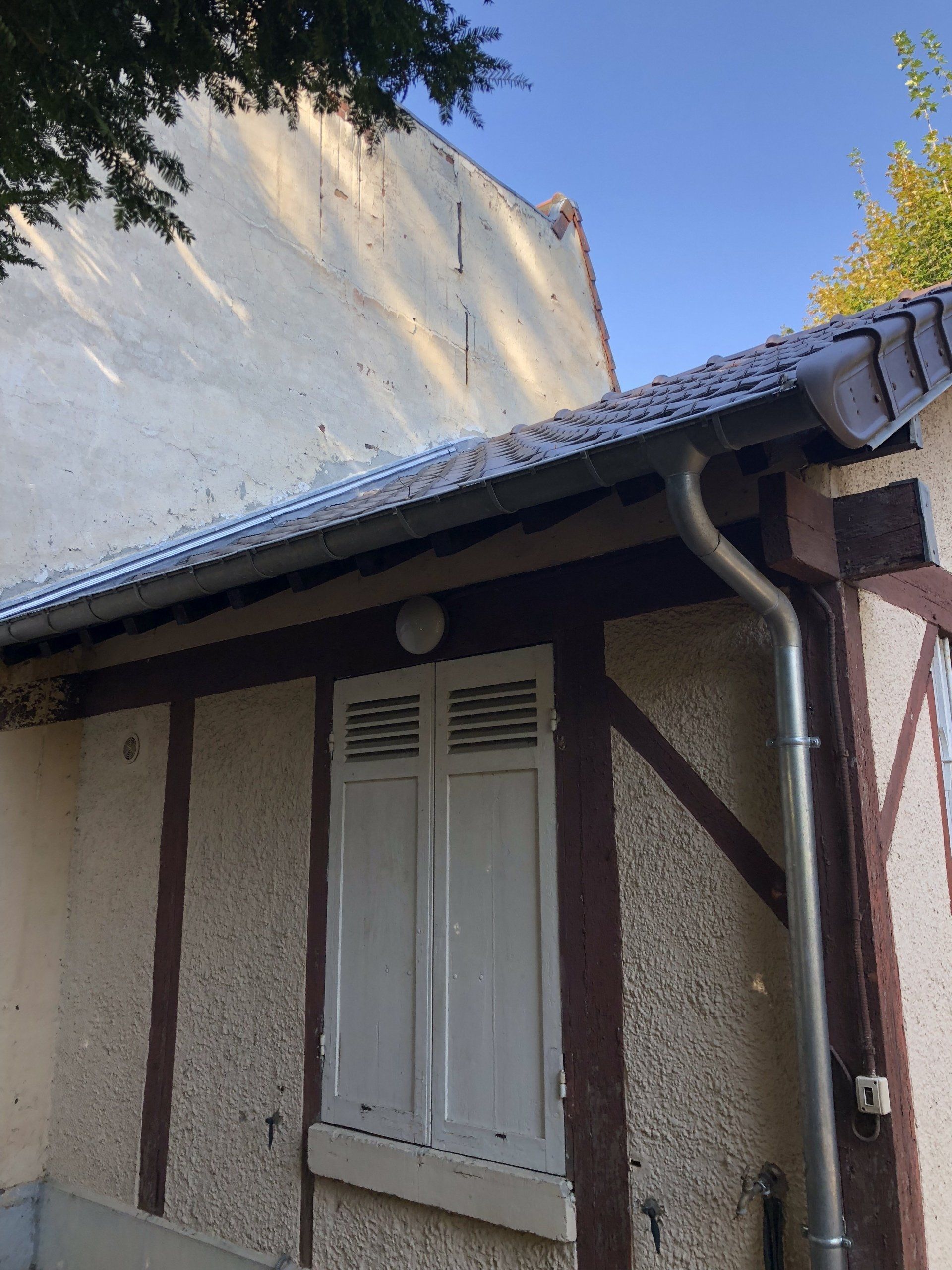 Descente d'eau de pluie