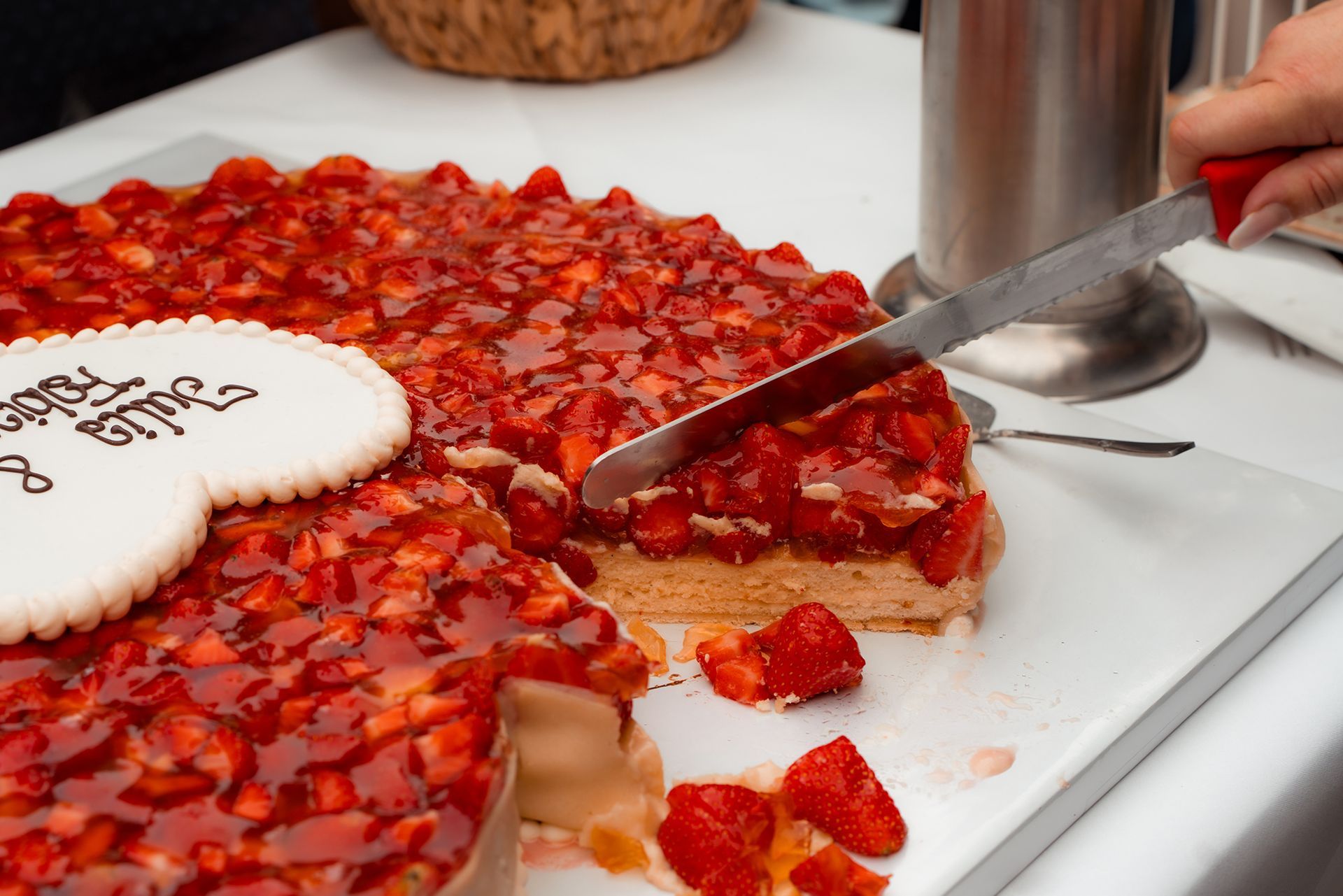 Erdbeertorte bei freier Trauung im Bruns Garten Schwanewede