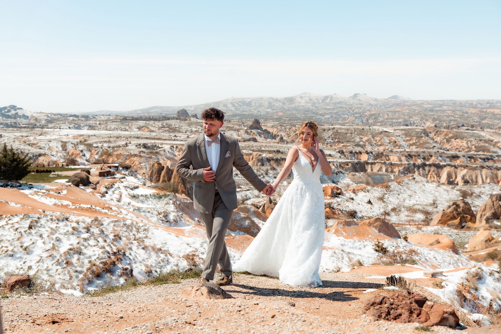 Romantisches Brautpaarfoto beim Destination Wedding in Kappadokien