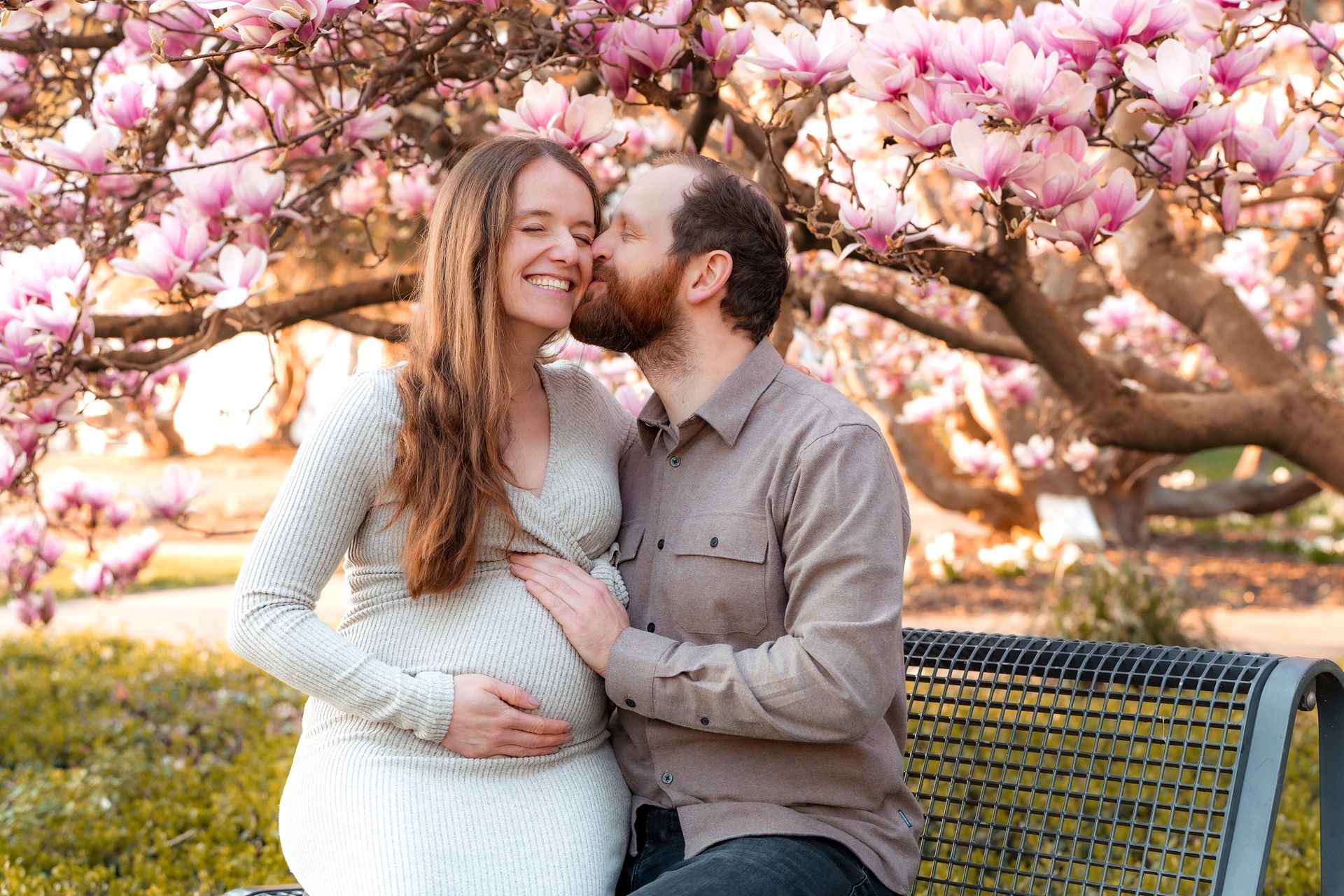 Babybauchshooting Wahner Heide bei Köln – ausdrucksstarke und natürliche Schwangerschaftsfotos in NRW.