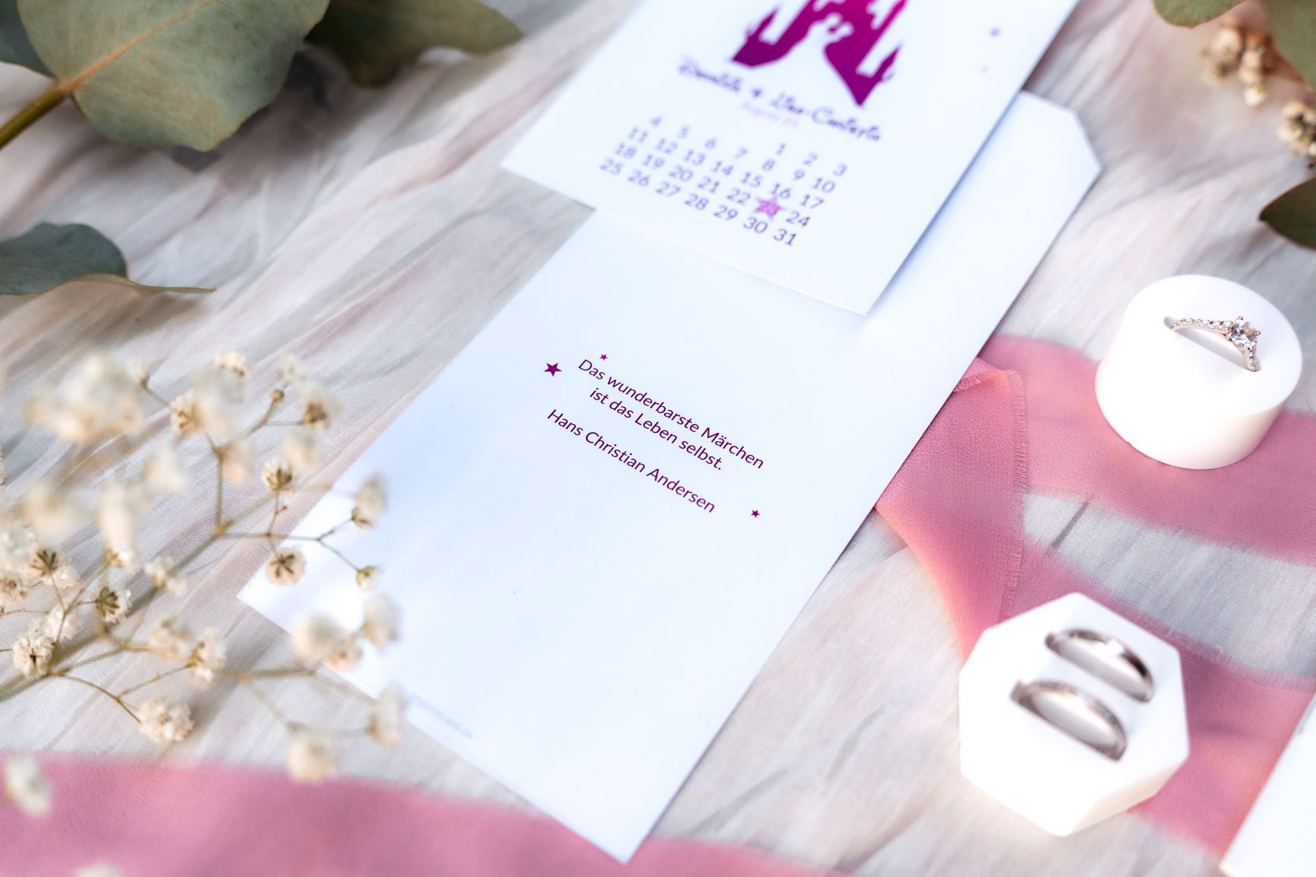 Zitat‑Karte und Hochzeits‑Papeterie bei einer kirchlichen Trauung in Bremen.