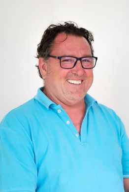 Portrait von Ingo Kirschnik-Stockhammer, Physiotherapeut in unserer Orthopädie Privatpraxis in Köln.