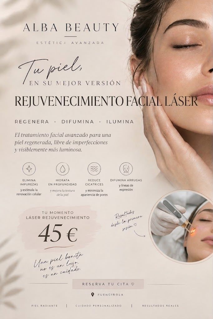 Tratamiento facial estético con un dispositivo blanco aplicado en la mejilla de una mujer en una clínica