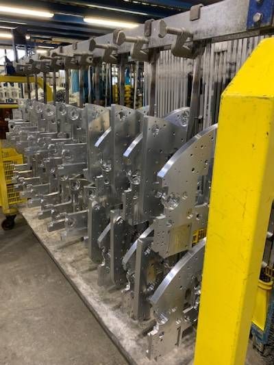 anodizzazione su alluminio