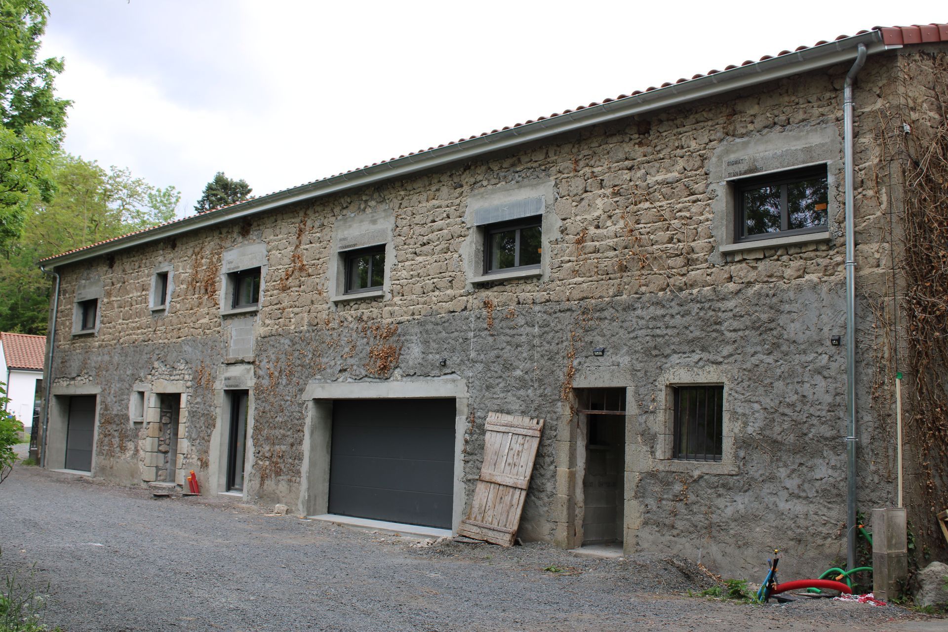 Porte de garage en aluminium