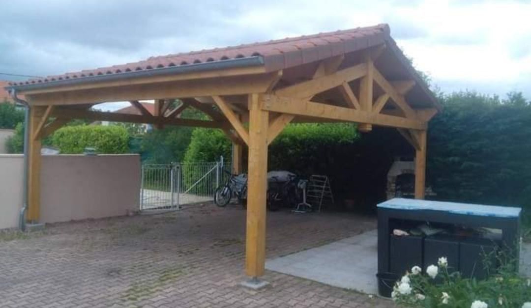 Un carport en bois