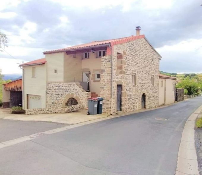Une maison en pierre