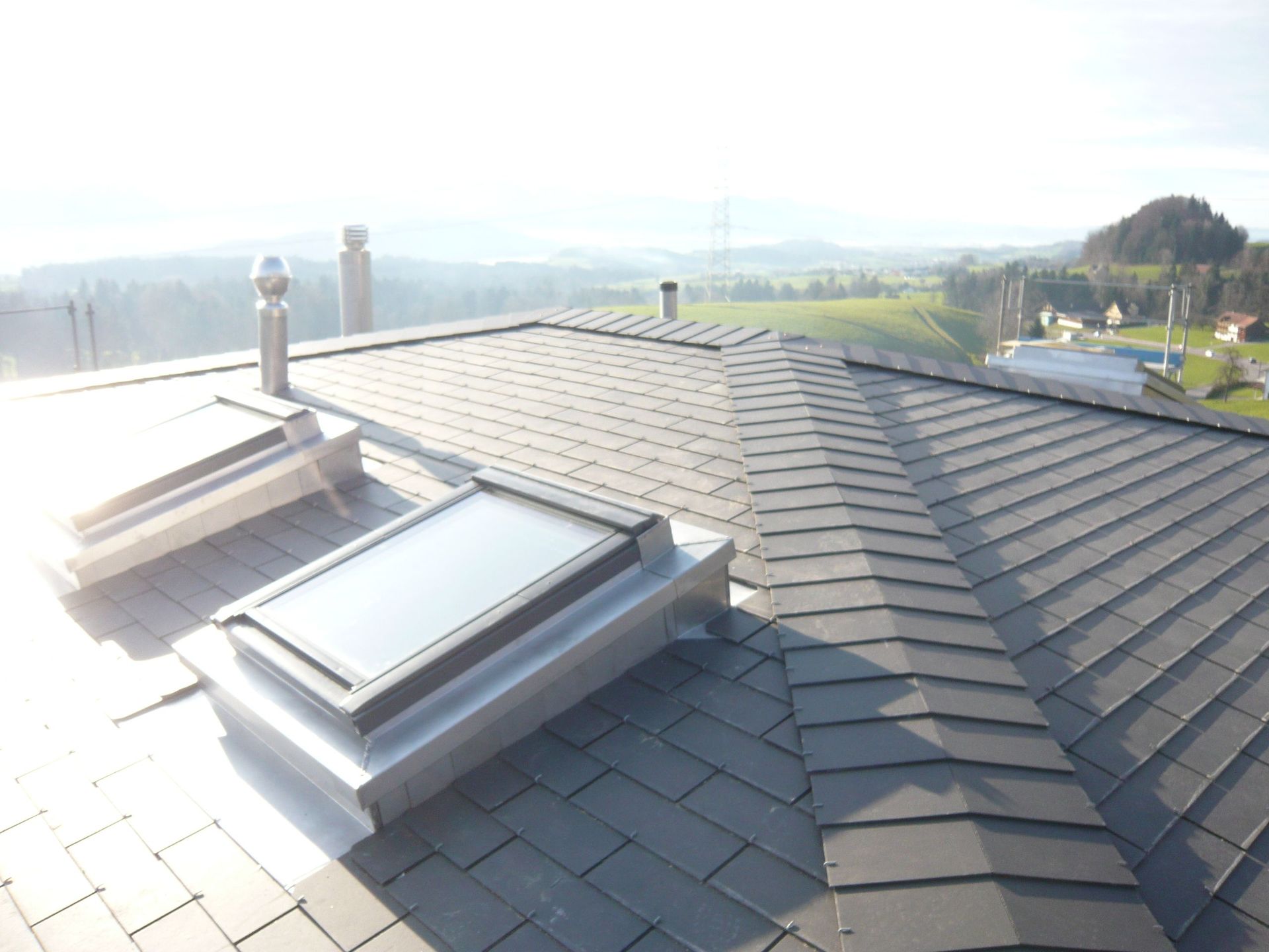 Dachfenster und Oblichter - Neuhaus Dach GmbH 4