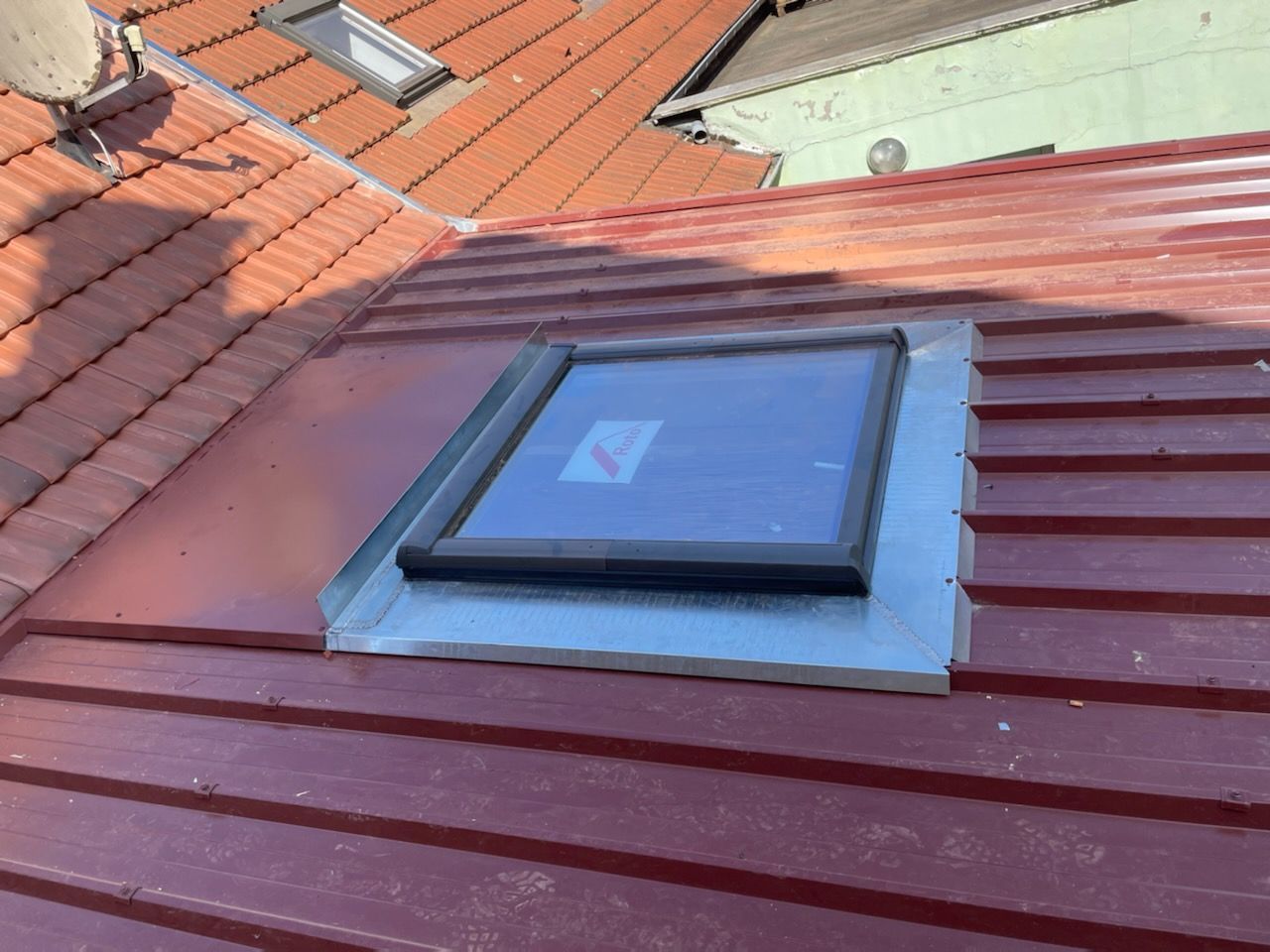Vers Fenêtre de toit