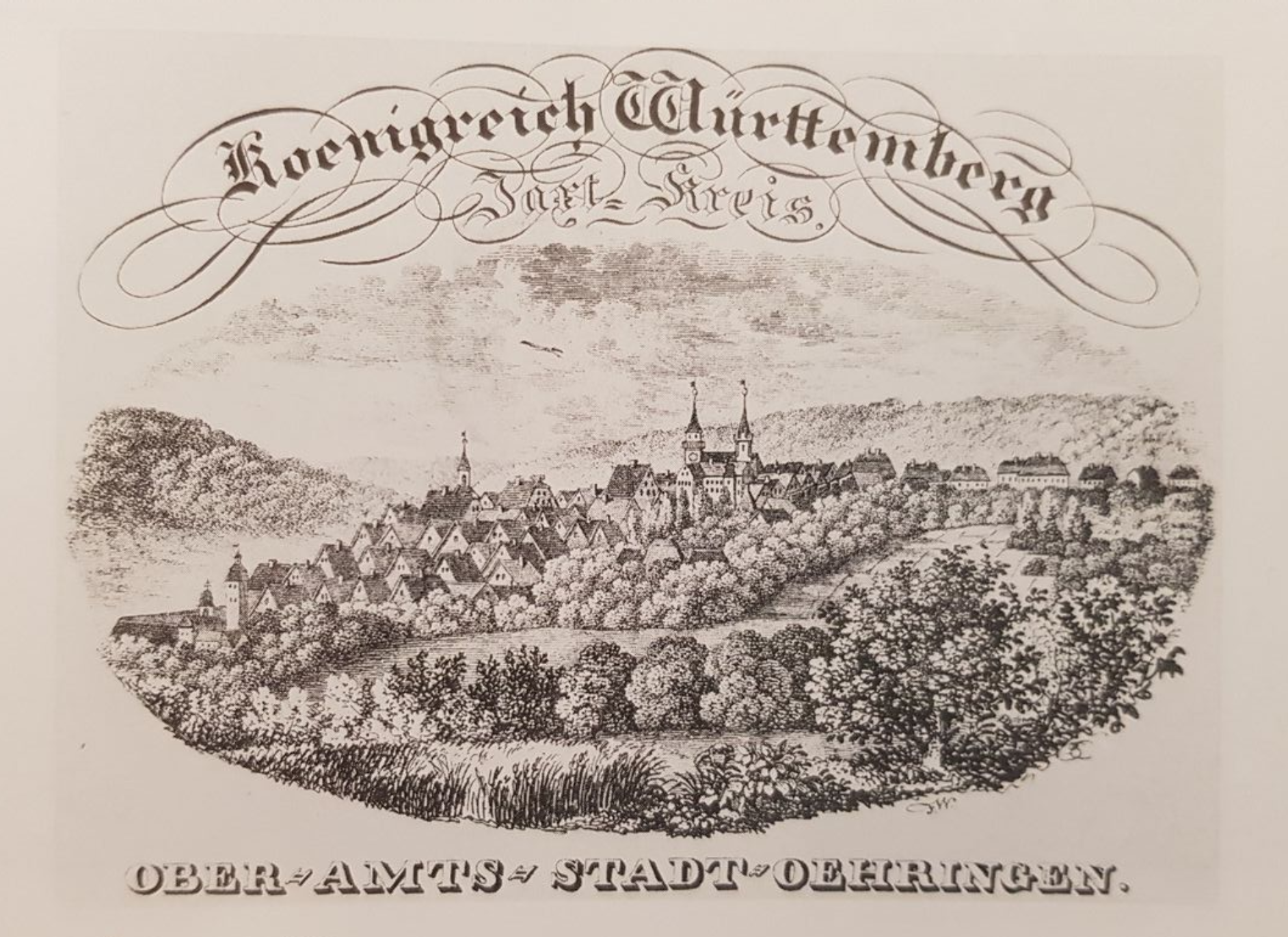 Schwarz-Weiß-Illustration einer deutschen Stadt, möglicherweise Dettingen, mit dem Text „Ober-Amts-Stadt-Dettingen“.