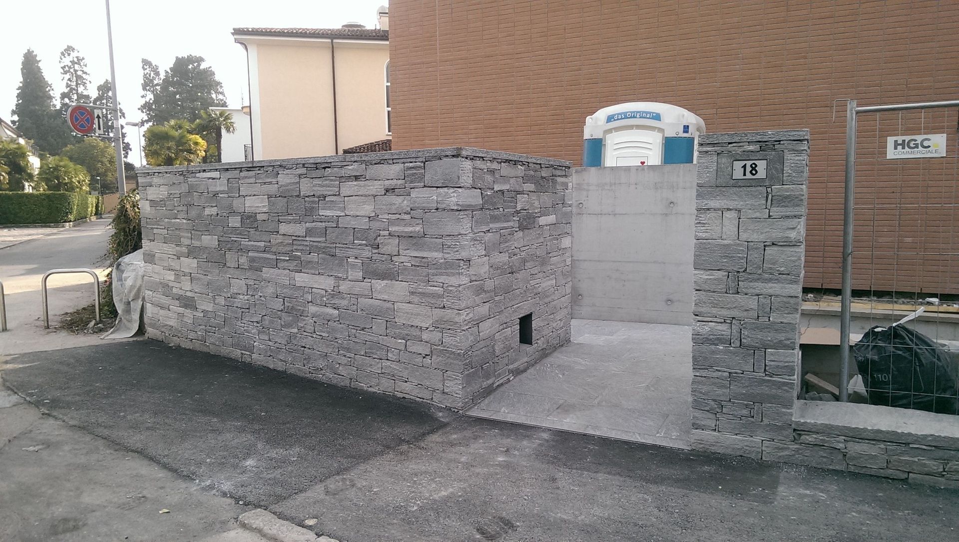 muretto in pietra naturale