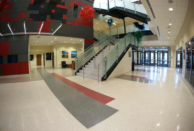 Terrazzo avec des rectangles gris et rouges