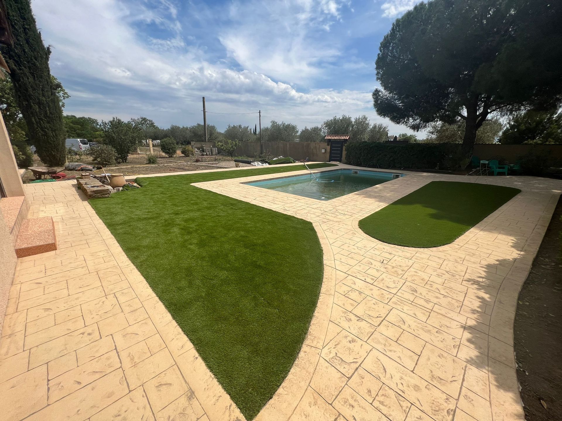 Béton imprimé et escalier