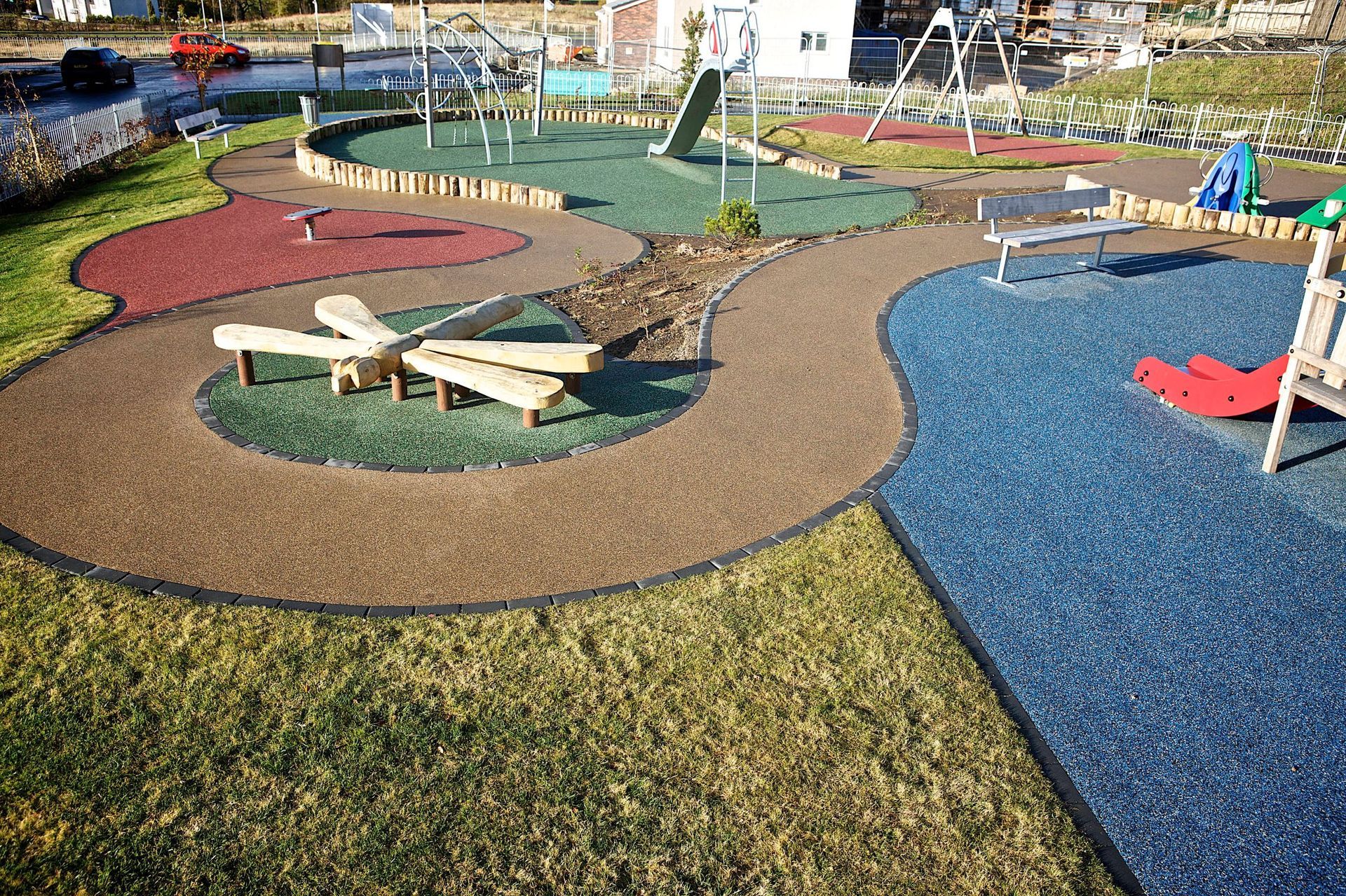 Du sol en EPMD sur une aire de jeu pour enfant 2
