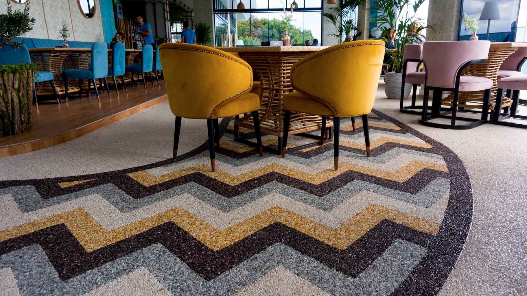 Sol de balcon avec moquette en granulats de marbre