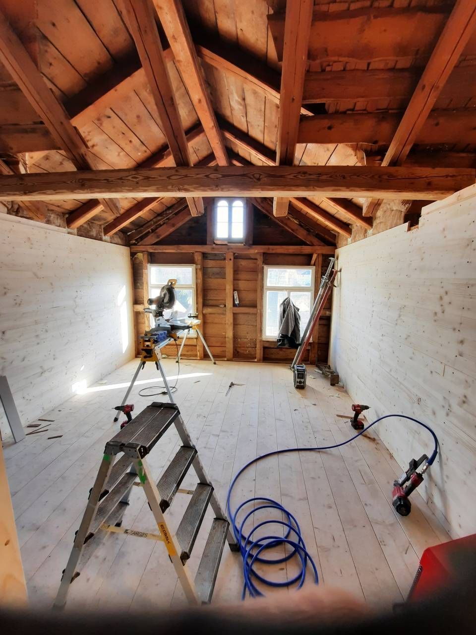 BB BAU GmbH Zimmerei / Innenausbau