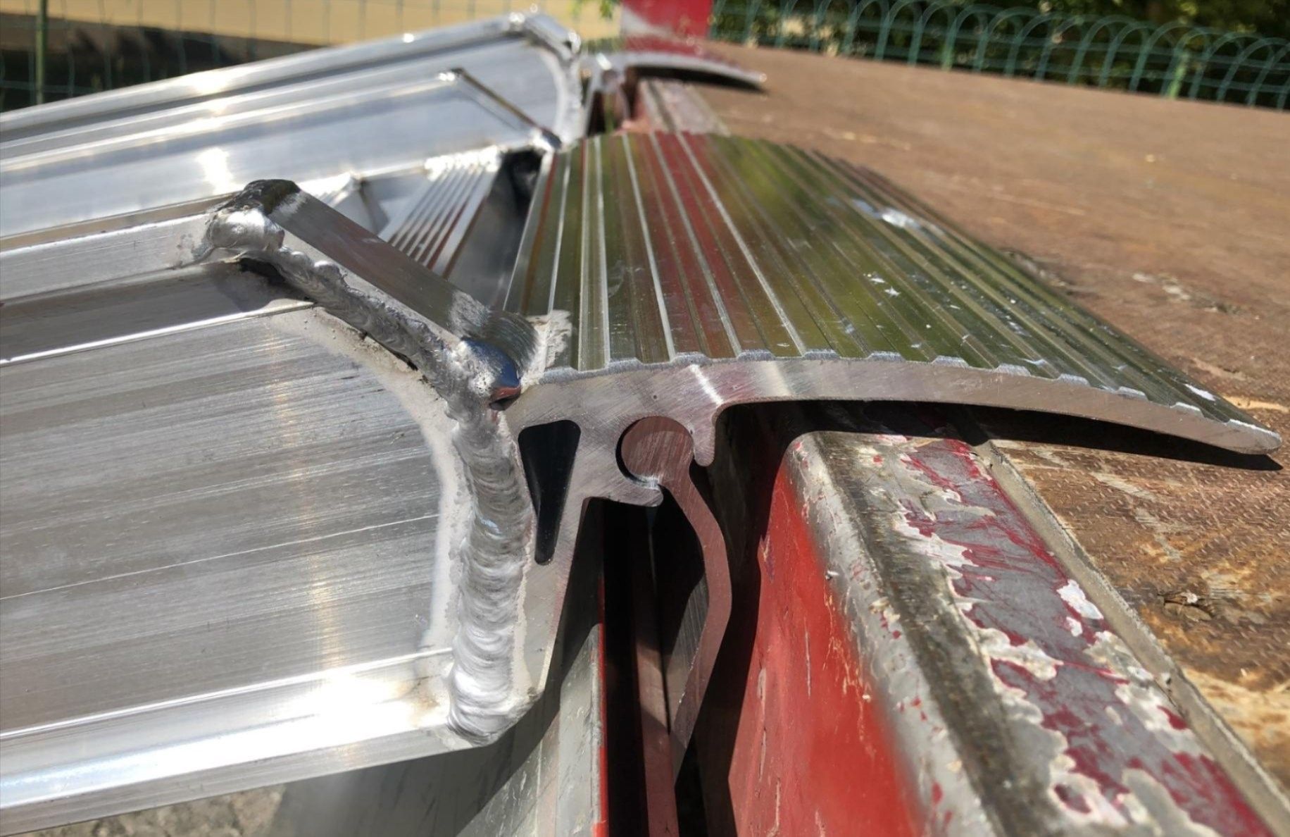 materiels-divers-grues-ventouses-assortiment-vente-location-acces-elevatique-sa-crissier-vaud-romandie-suisse