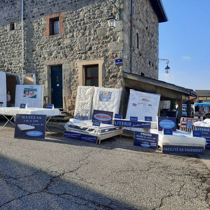 Notre camion magasin de literie