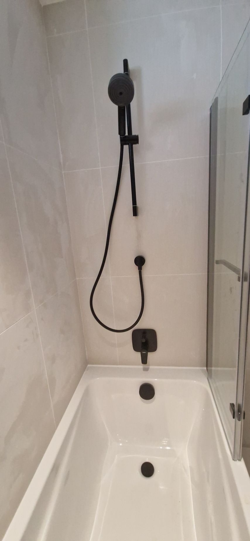 Robinetterie et plomberie de salle de bains