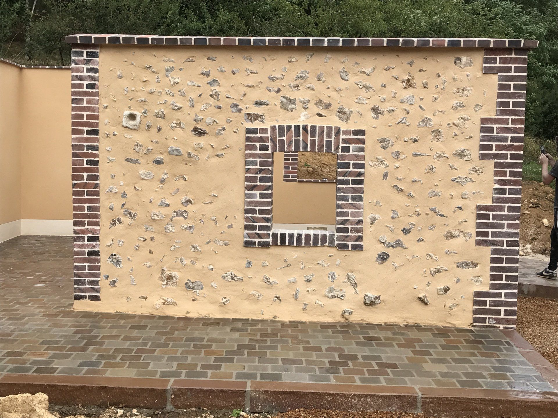 Pierres briques et enduits