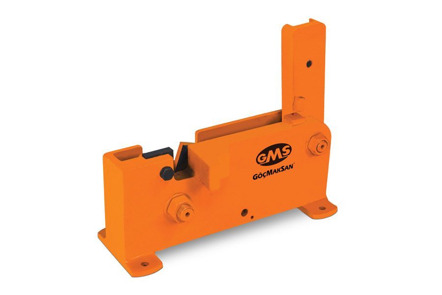 Eine gelb-schwarze Maschine mit dem Wort „almi“ darauf