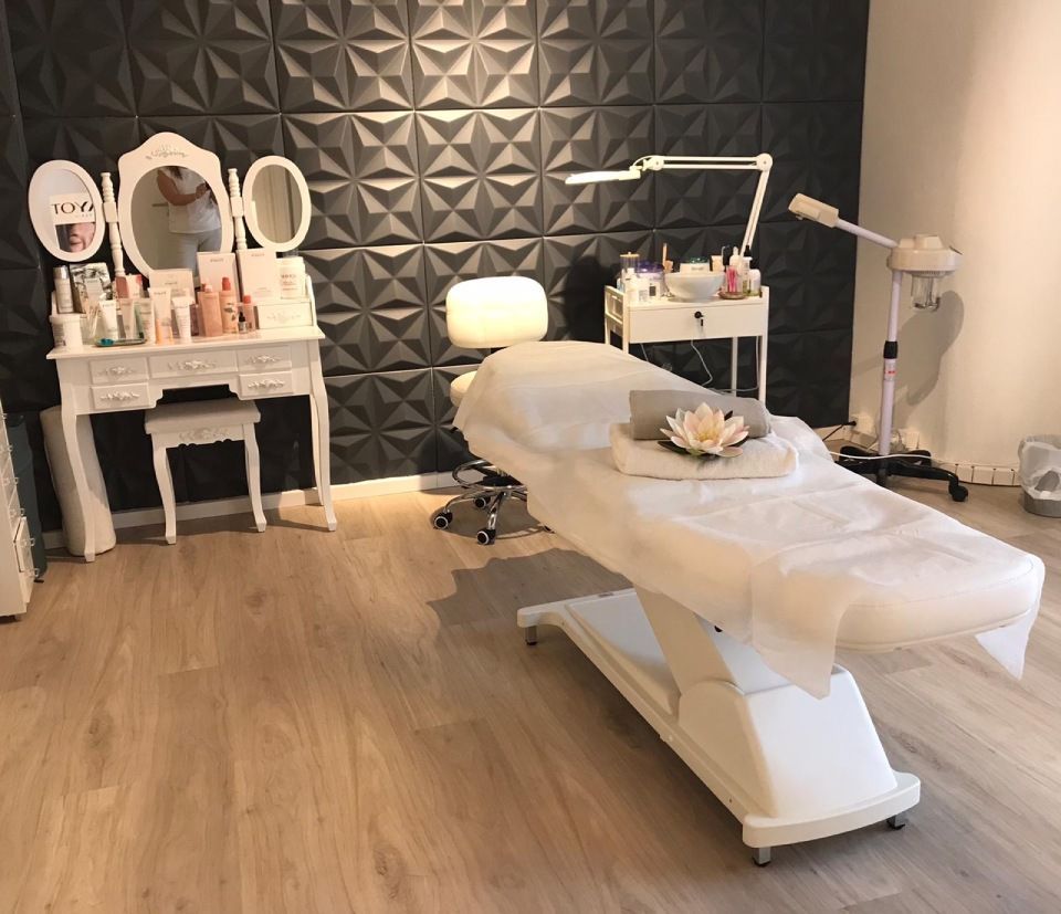 Behandlungsraum von SweetCare Kosmetik Amaro