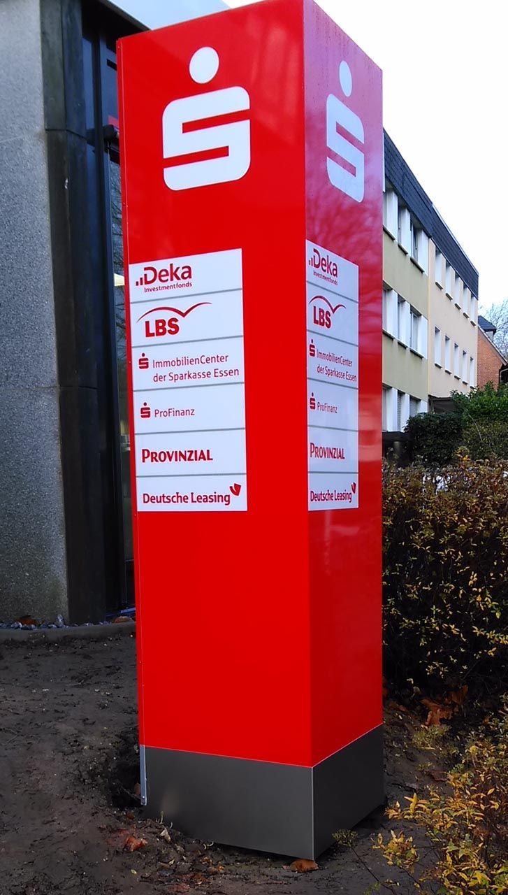 Werbepylone Sparkasse