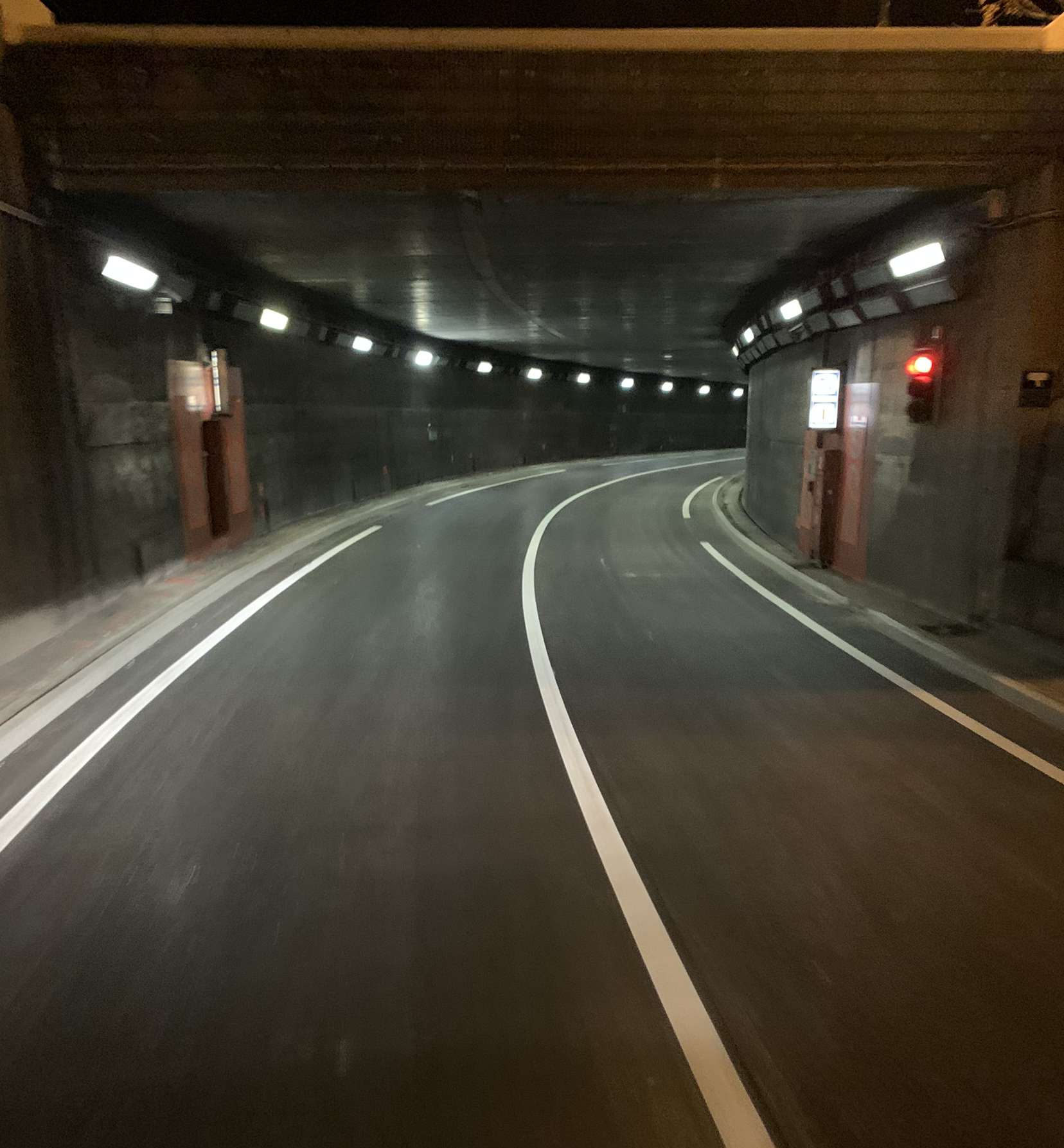 Tunnel