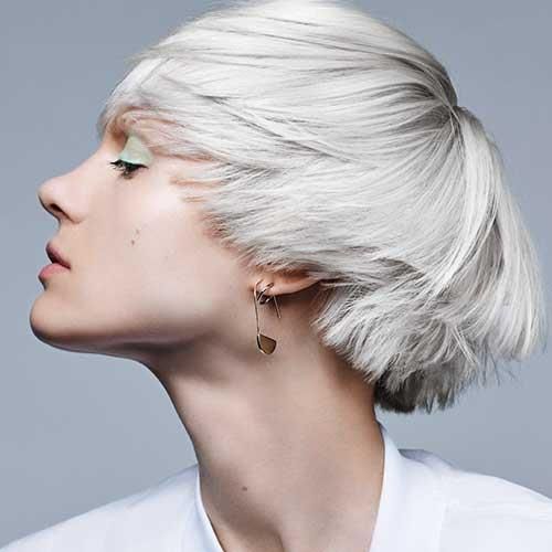 kurze_weisse_graue_haare