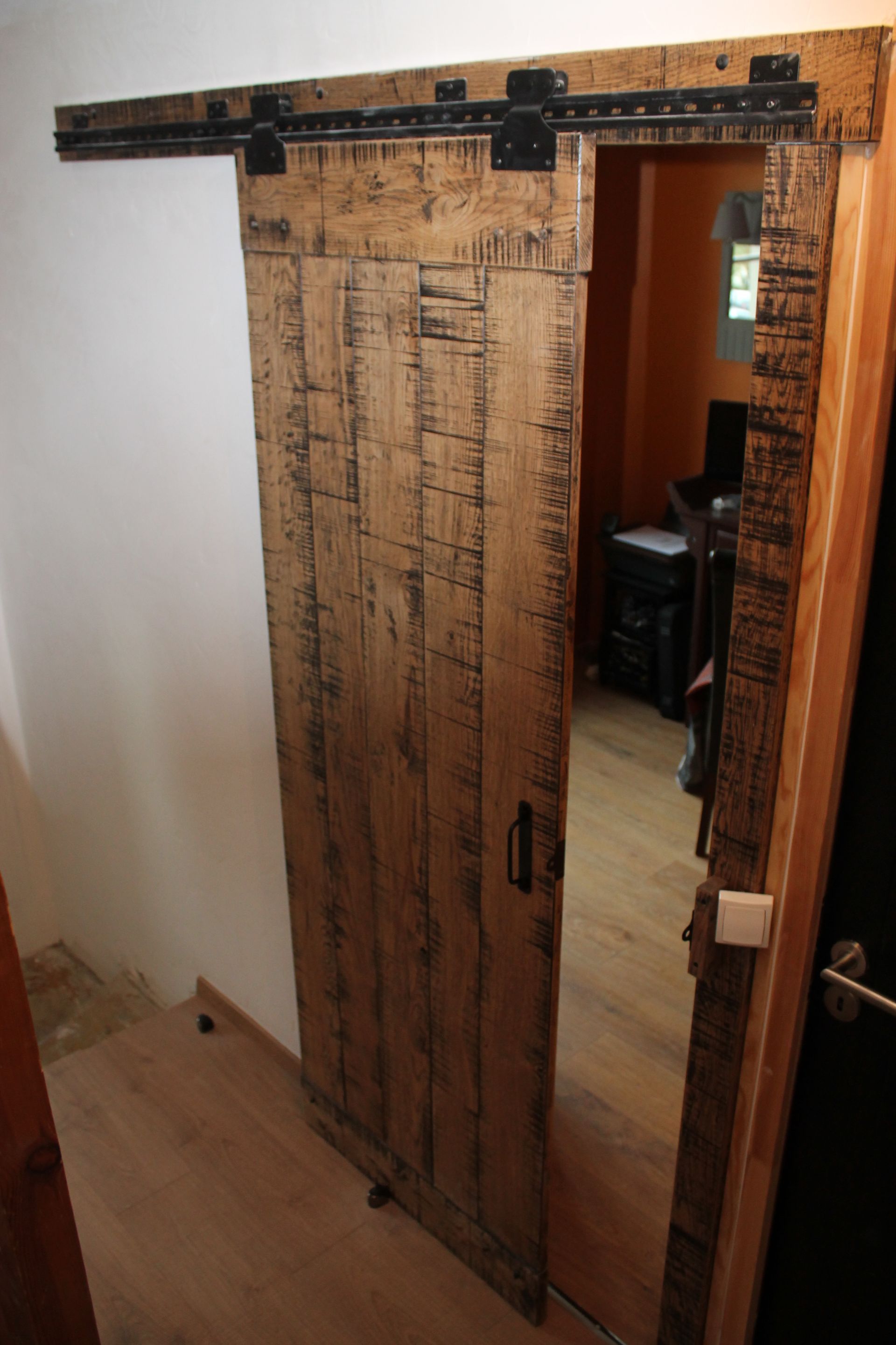 Porte coulissante d'intérieur