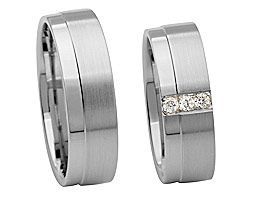 Silberring mit 3 steinen, breit