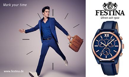 Mann mit Blauer Leder Uhr