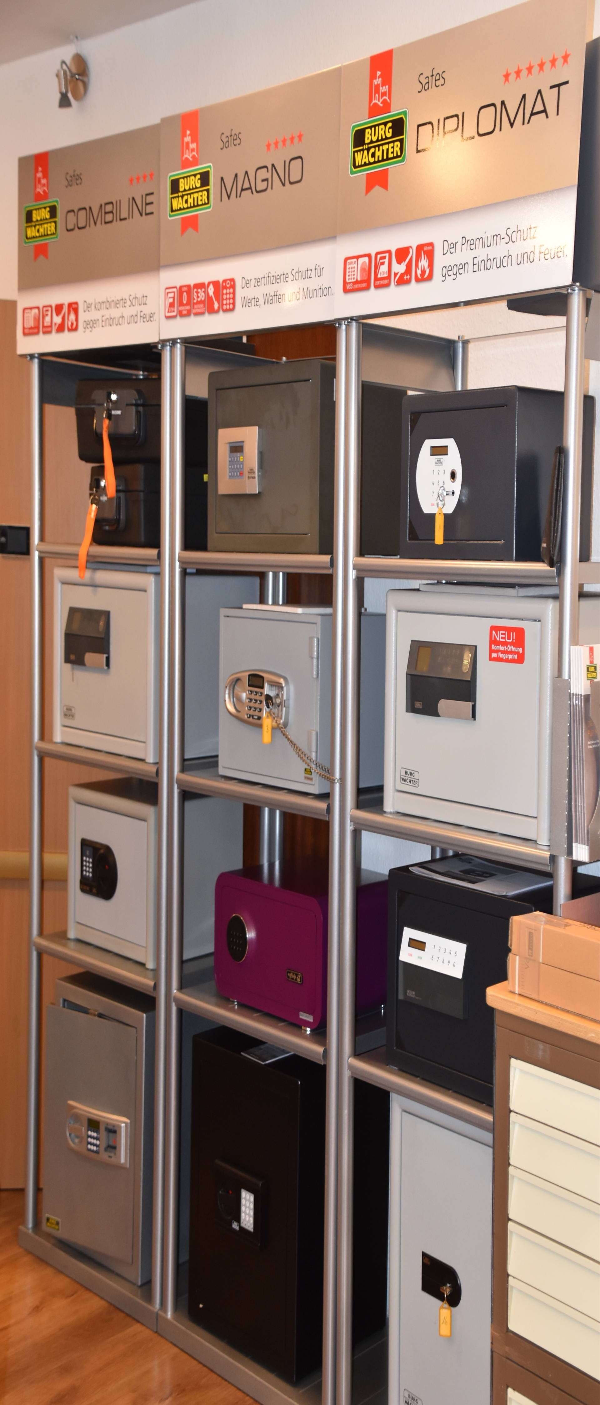 Tresor-Auswahl mit Wandtresoren und Wertschutzschränken